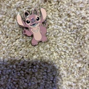 Authentic Walt Disney world pin great condition